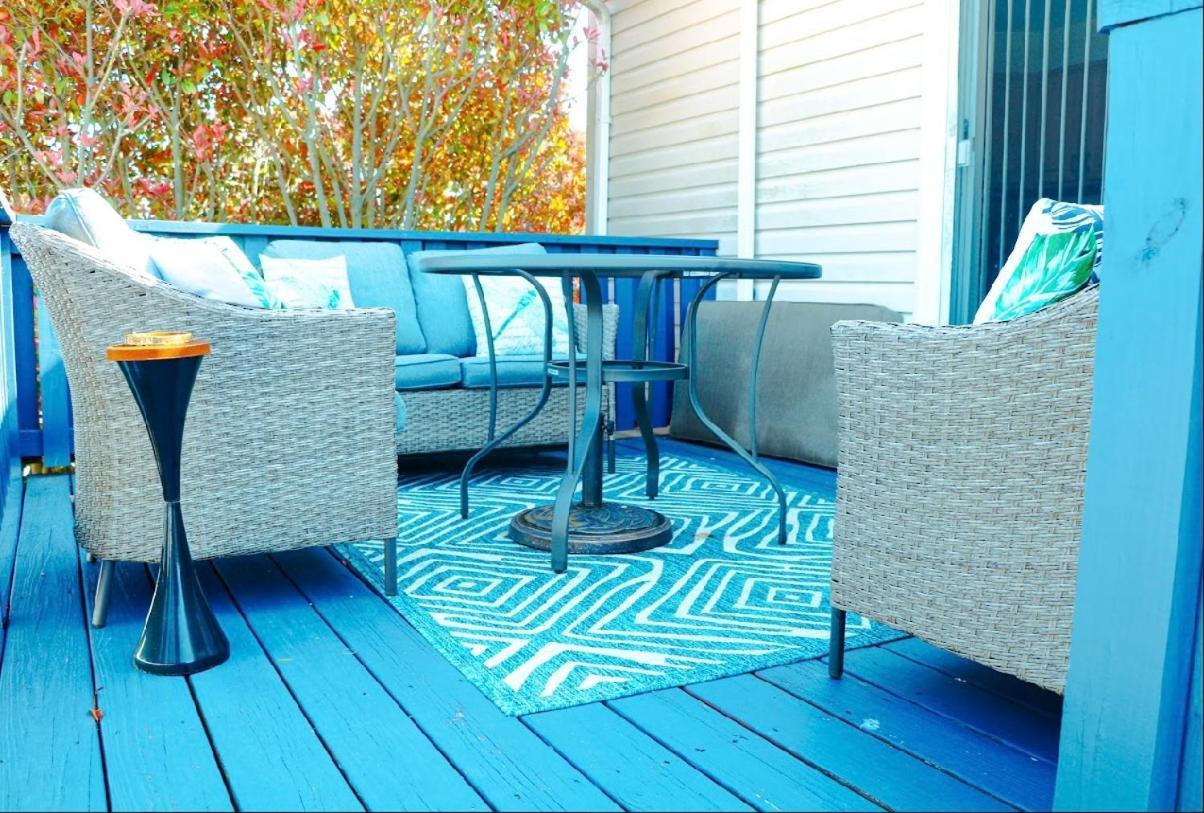 Stylish Cozy Quiet Family Retreat And Romantic Getaway Sleeps Up To 7 With Fast Wifi, Free Parking, Work Station, Alexa Enabled, Fenced In Backyard For Pets Grill Party Patio, Porch, Beach, Canal, Stadium,Boardwalk Restaurants, And Much More! Atlantic City Exterior foto