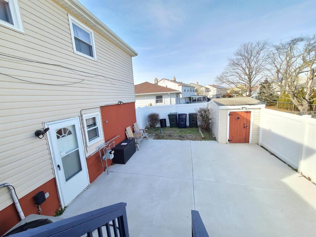 Stylish Cozy Quiet Family Retreat And Romantic Getaway Sleeps Up To 7 With Fast Wifi, Free Parking, Work Station, Alexa Enabled, Fenced In Backyard For Pets Grill Party Patio, Porch, Beach, Canal, Stadium,Boardwalk Restaurants, And Much More! Atlantic City Exterior foto